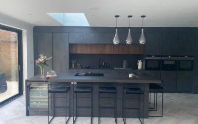 Why the “Invisible Kitchen” is Trending for Leicht Kitchens in Gerrards Cross